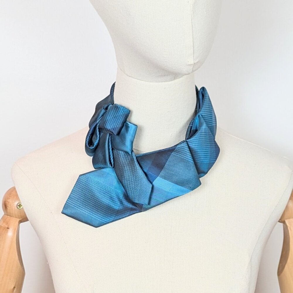 NEW Ogsplosh Women's Ascot Scarf Teal Short - Picture 5 of 7